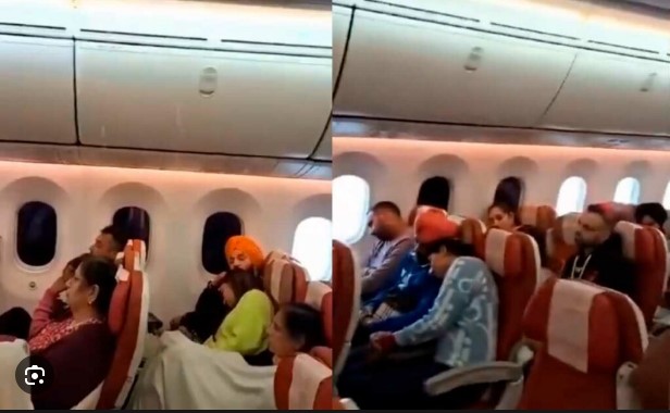 
			VIDEO: Pasajeros viajan en un avión mientras caen impresionantes goteras sobre los asientos		