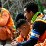 Bukele manda otro avión con 120 expertos a Venezuela