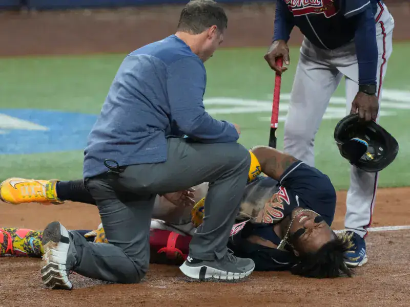 Ronald Acuña prende las alarmas en Atlanta