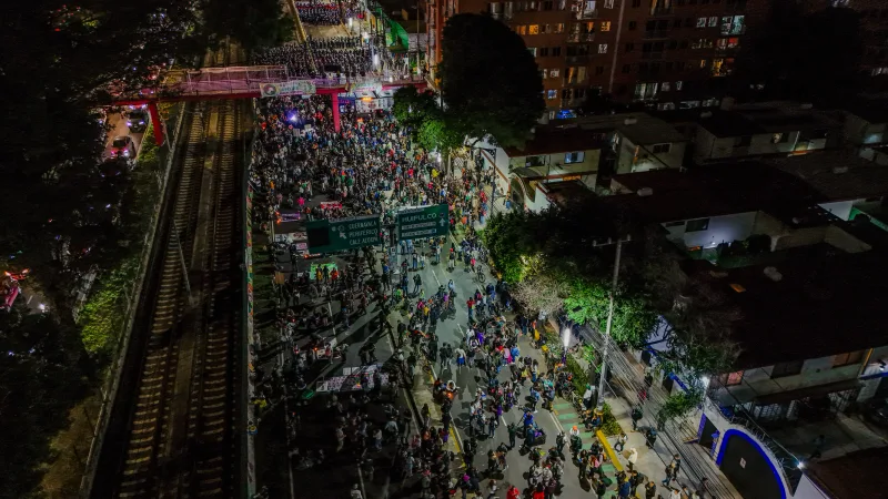 Protestas y caos logístico marcan la inauguración del Mundial en México