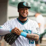 Lenyn Sosa llamado a MLB por Medias Blancas