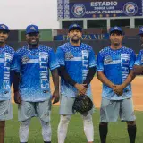 Delfines recibe a Offerman y sus importados