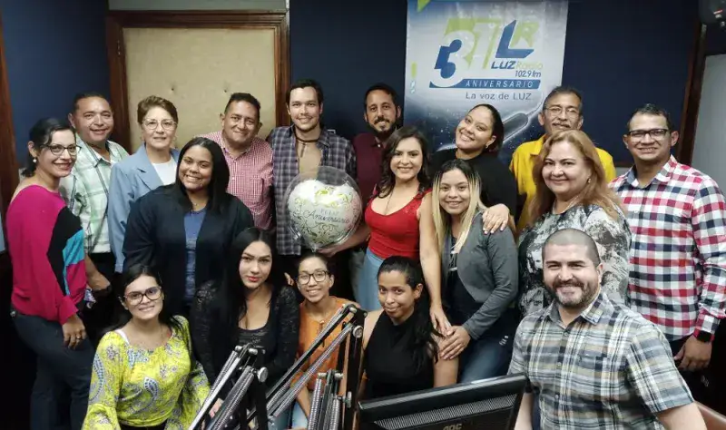 LUZ Radio arriba a su 32 aniversario