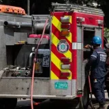 Gobierno anuncia plan para dotar a los cuerpos de bomberos