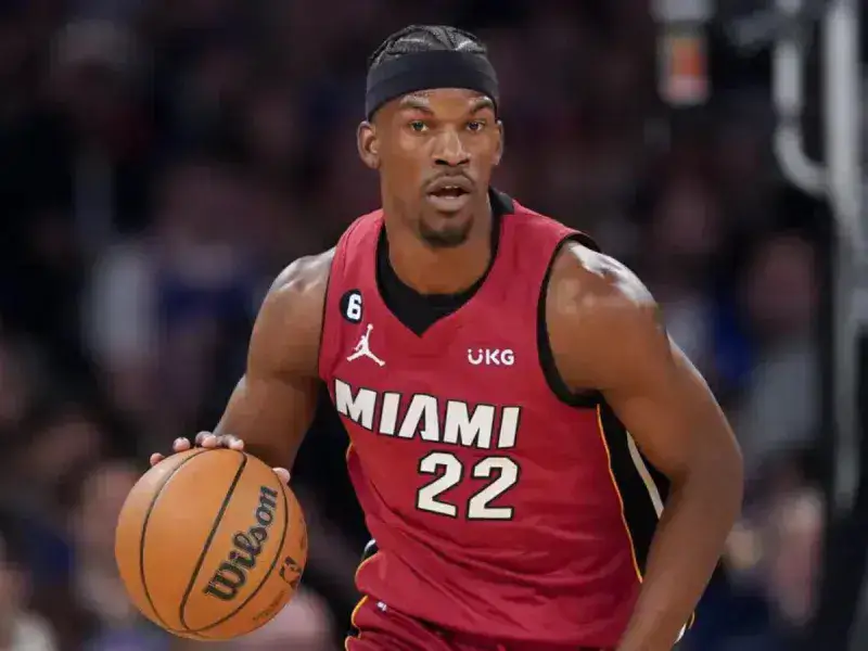 Butler comanda al Heat en el inicio de las semifinales