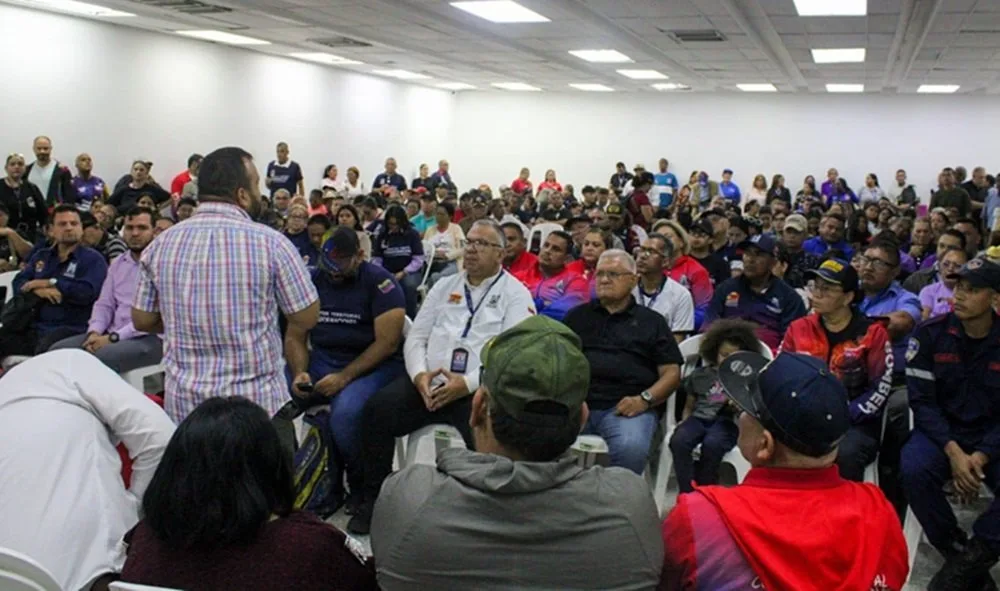 Maracaibo debate planes ante crisis de electricidad y agua