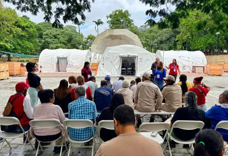 Médicos voluntarios organizan turnos para atender a damnificados