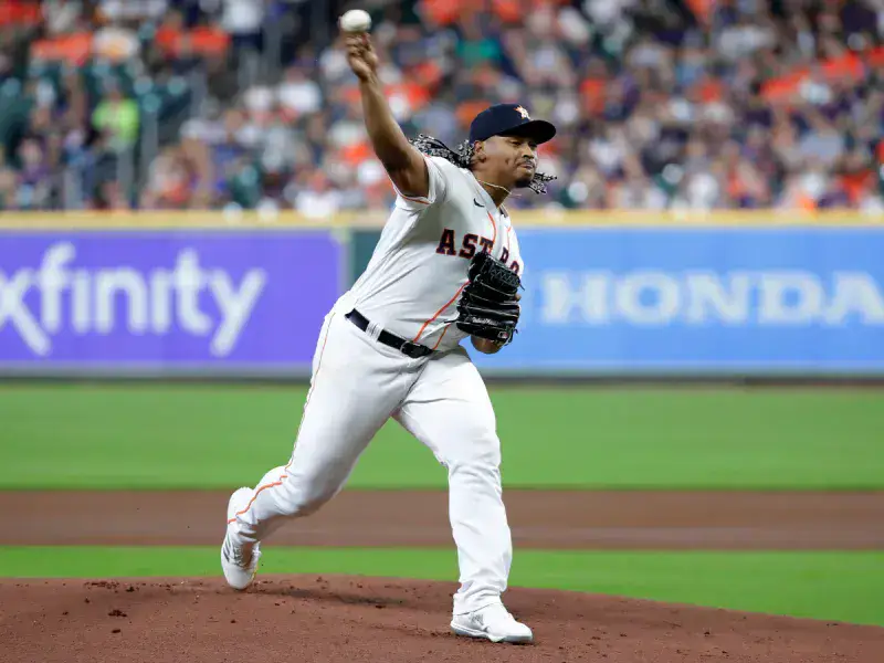 Luis García recupera su rol estelar en los Astros