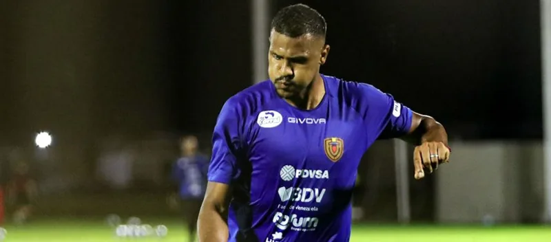 La Vinotinto empezó los entrenamientos en el CNAR