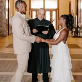 La gimnasta Simone Biles se casa con Jonathan Owens