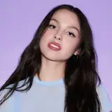 Olivia Rodrigo anuncia Daisy Chain Fields, un festival femenino con fin benéfico