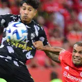 Metropolitanos cedió en los minutos finales ante Internacional