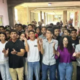 Protesta estudiantil frena foro de Nicolás Maduro Guerra en la UCV