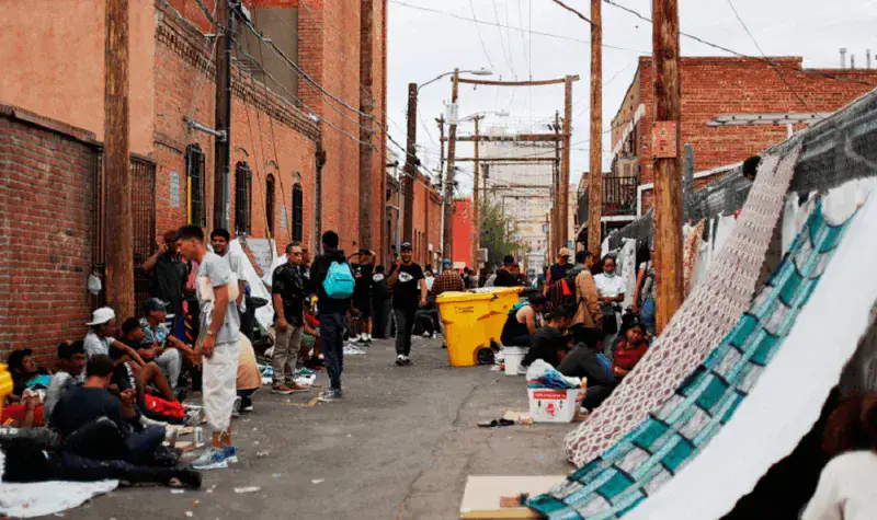 Migrantes venezolanos en El Paso se acogen solo a su "fe"