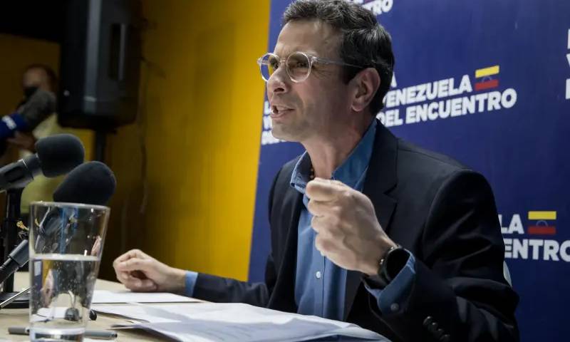 Capriles: Aumento de bonos es "estafa a trabajadores públicos y pensionados"