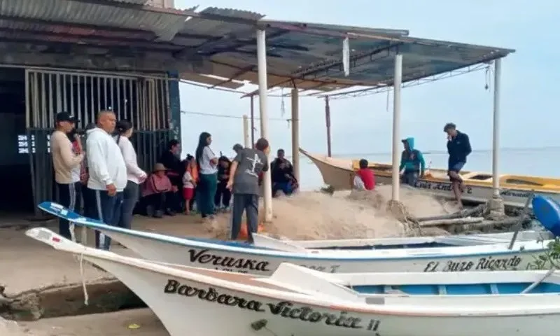 Hallan sin vida a padre e hijo tras tormenta en el lago de Maracaibo