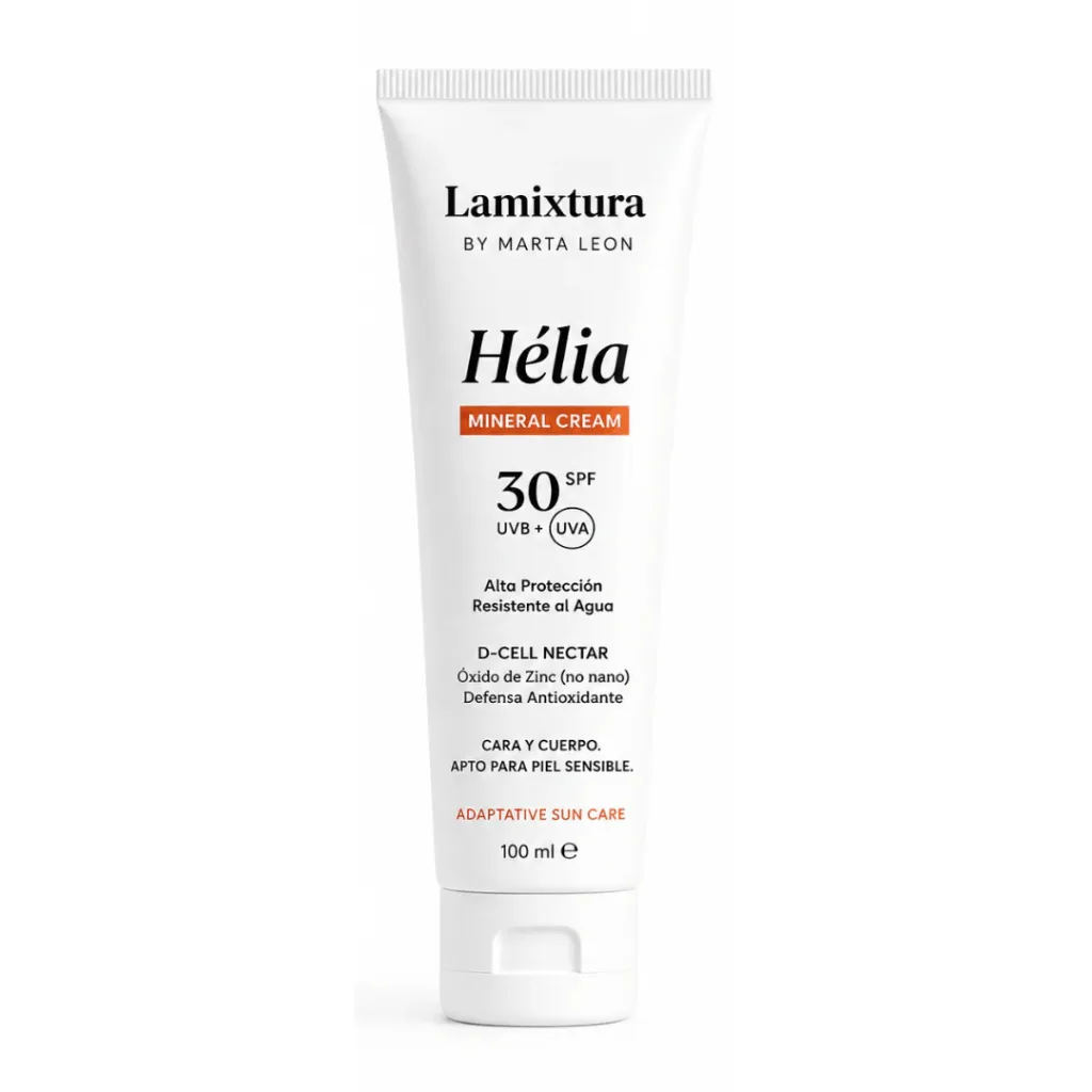 Dermatóloga aconseja reemplazar protector solar abierto el año