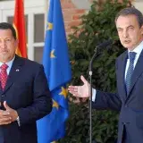File:Rodríguez Zapatero celebra una rueda de prensa con el presidente de Venezuela. Pool Moncloa. 25 de julio de 2008.jpeg