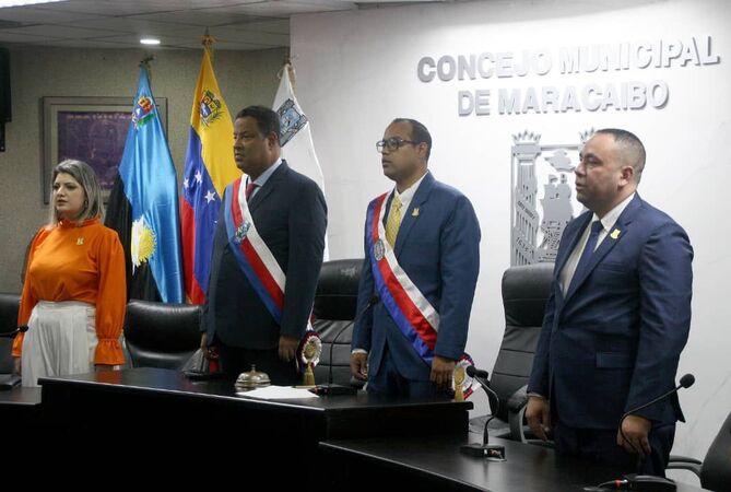 
			Ratifican por mayoría a autoridades del CMM para el Ejercicio Fiscal 2024		