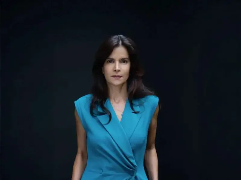 Patricia Velásquez envía ayuda a la zona cero de La Guaira