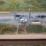 Biden vetaría plan republicano para reanudar muro con México