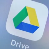 
			Usuarios de Google Drive están perdiendo los archivos que tienen guardados en la nube: esto es lo que está pasando		