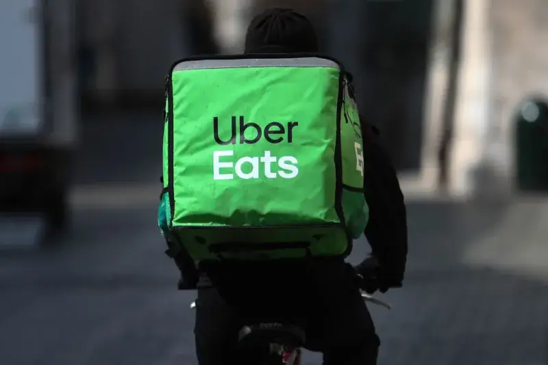 Uber frena parte de su expansión en Europa