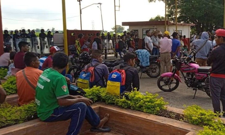 Retienen en Villa del Rosario a yukpas que protestarían en Corpozulia