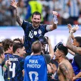 Argentina remonta a Inglaterra y avanza a la final mundialista