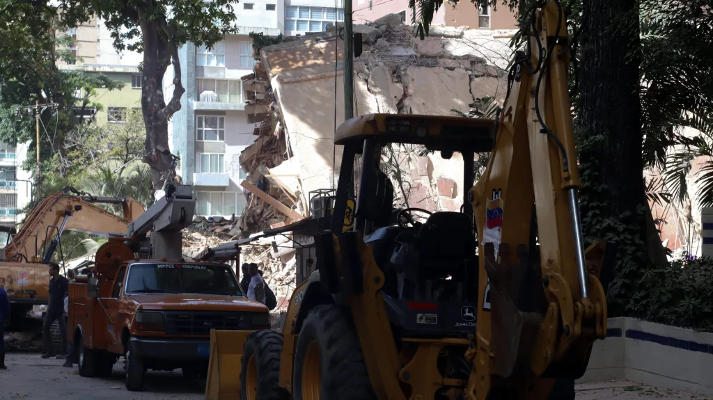 Venezuela centra el rescate tras los terremotos que dejaron 920 muertos y 3.360 heridos