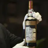 
			Botella de whisky irlandés se vendió por 2,8 millones de dólares (+Detalles)		