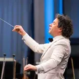 Gustavo Dudamel anuncia concierto solidario en Hollywood