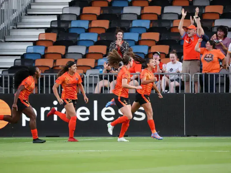 Bárbara Olivieri marca en triunfo de Houston Dash