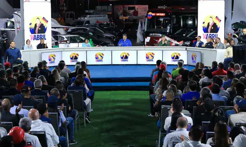 Maduro asignará a la PNB más de 500 carros de lujo decomisados