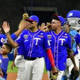 Tiburones inspirados apalean a Tigres y avanzan a la final 