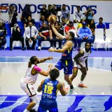 Marinos firmó contundente victoria ante Cangrejeros