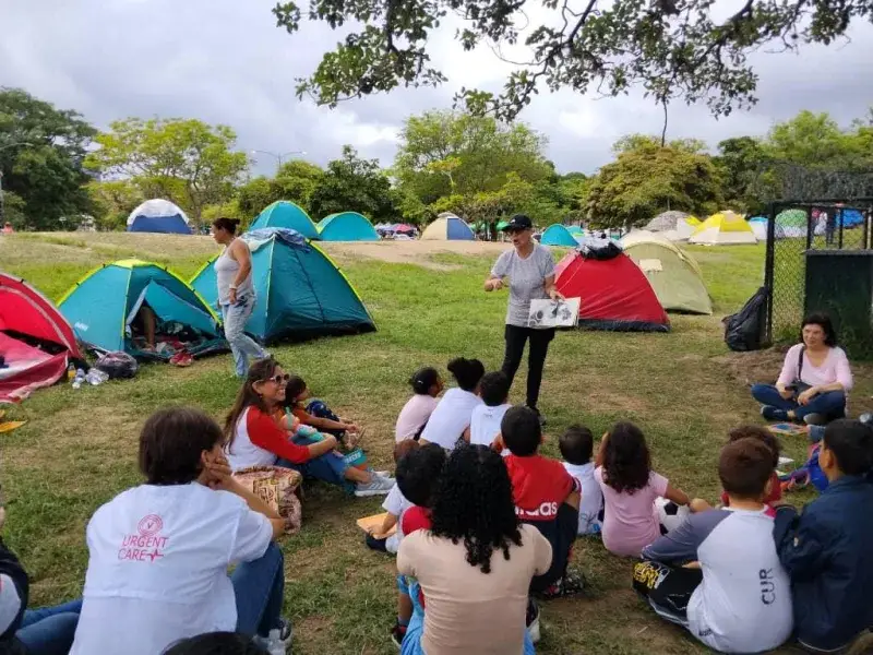 Banco del Libro activa lecturas para niños en refugios del Parque del Este