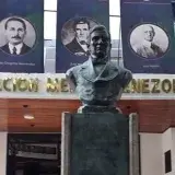 Médicos piden vigilancia por brote con muertes en Barinas
