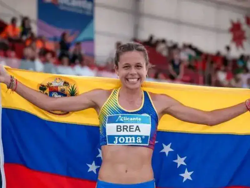 Joselyn Brea hace historia en California