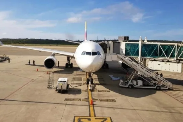 Argentina envía a Venezuela un equipo para rehabilitar el aeropuerto de Maiquetía