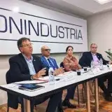 Apagones consumen el 44% de las horas laborales de la industria