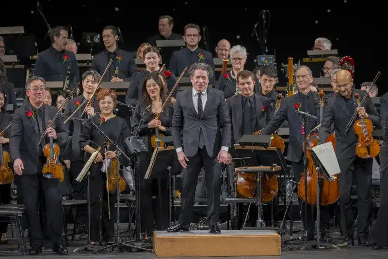 Dudamel se suma al espectáculo de medio tiempo del Mundial