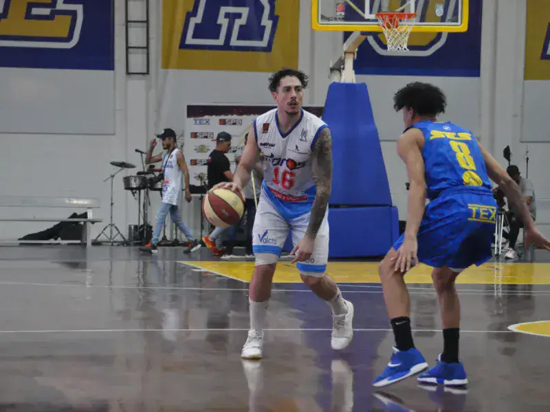 Toros se apoderó del Fanelón Diaz
