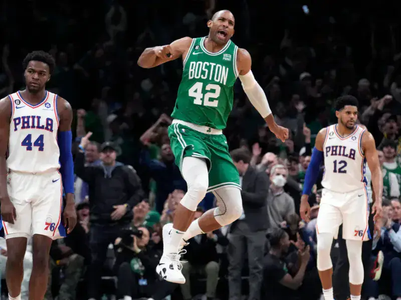 Los Celtics igualaron la serie ante los 76ers