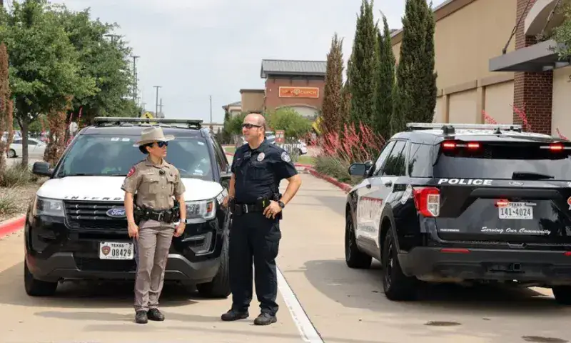 Policía identifica a un hombre de 33 años como autor del tiroteo en Texas