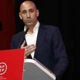Juez cita para este viernes a Rubiales para declarar como investigado