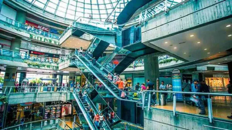 Inspecciones estructurales en centros comerciales tras sismo