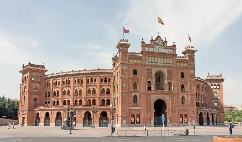 File:Plaza de Toros de Las Ventas (Madrid) 04.jpg