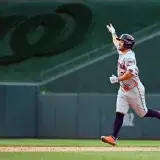 Altuve remolca tres en derrota de Houston