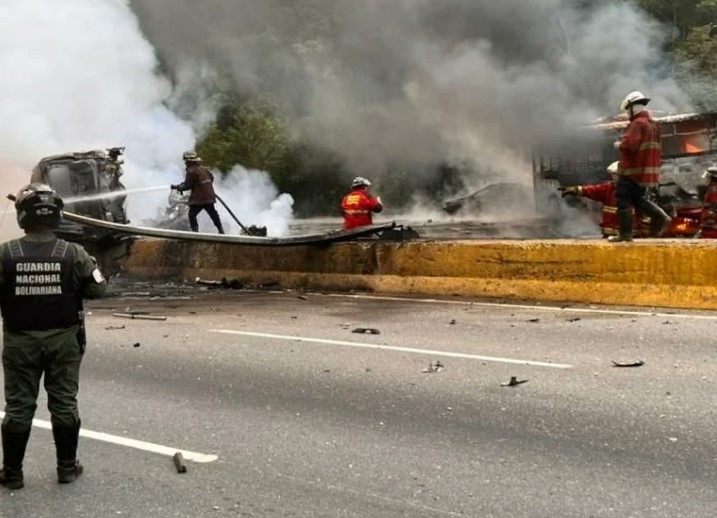 Asciende a 14 cifra de fallecidos en accidente en la autopista GMA